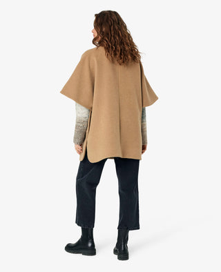 DinaNN Cape Solid