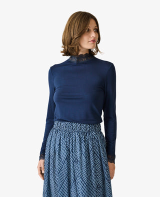 LauraNN Blouse